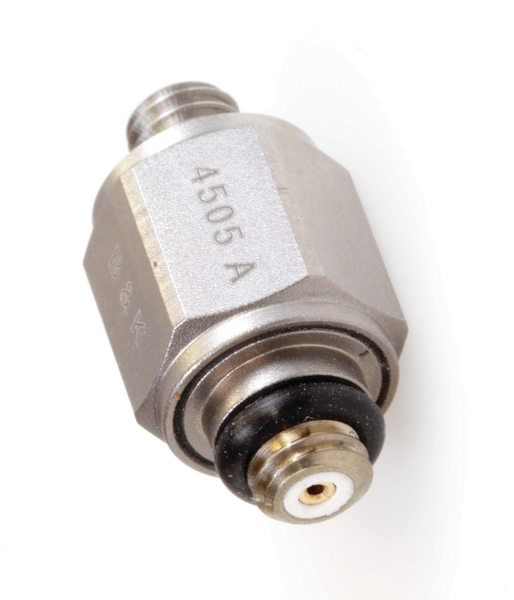 B&K TYPE 4505-A Charge Accelerometer