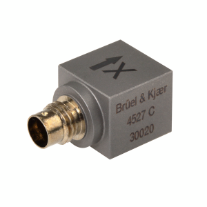 B&K TYPE 4527-C Charge Accelerometer