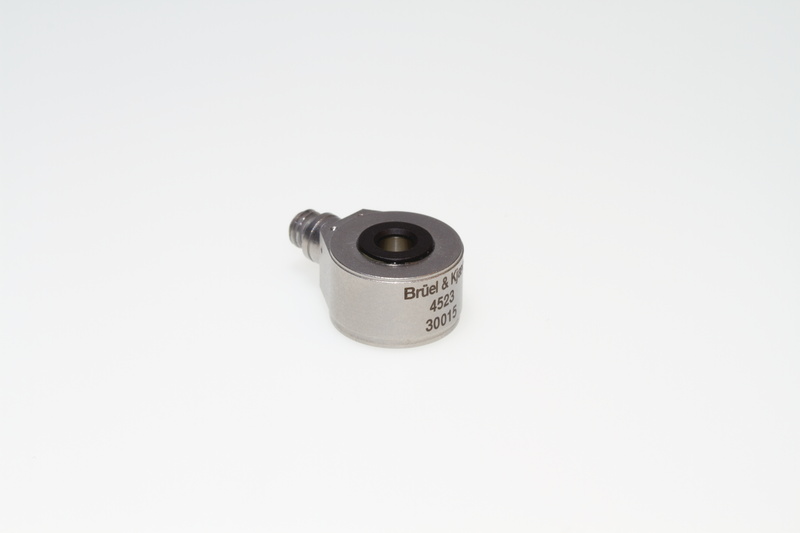 B&K TYPE 4523 CCLD Accelerometer - Image 2
